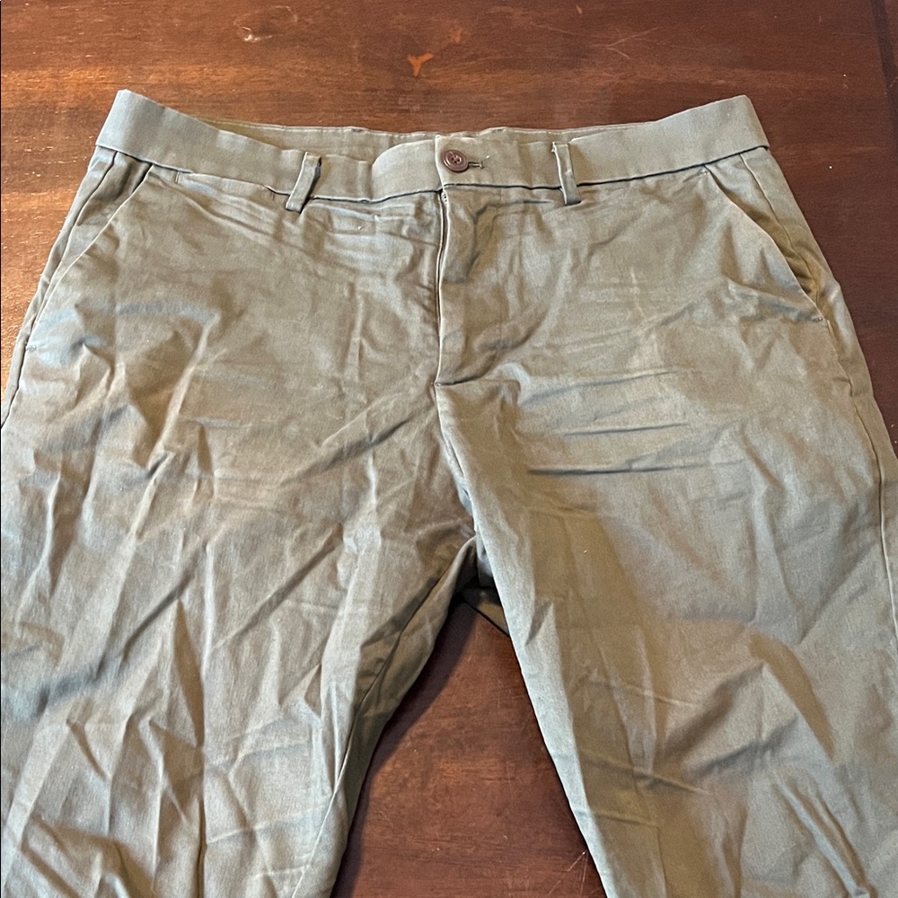 GAP Men's Khaki Chinos